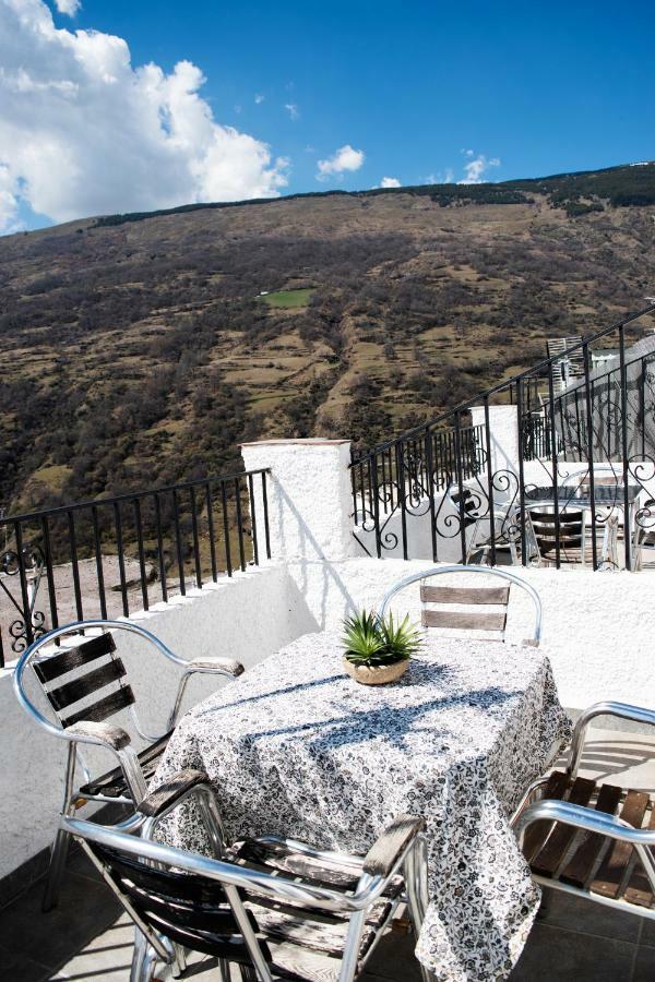 Apartamentos Vista Veleta Capileira Eksteriør billede